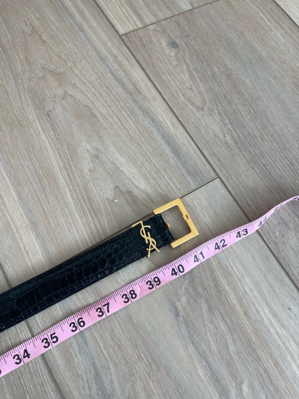Saint Laurent Black Cassandre embellished croc-effect Leather Logo Buckle Belt - Picture 7 of 8